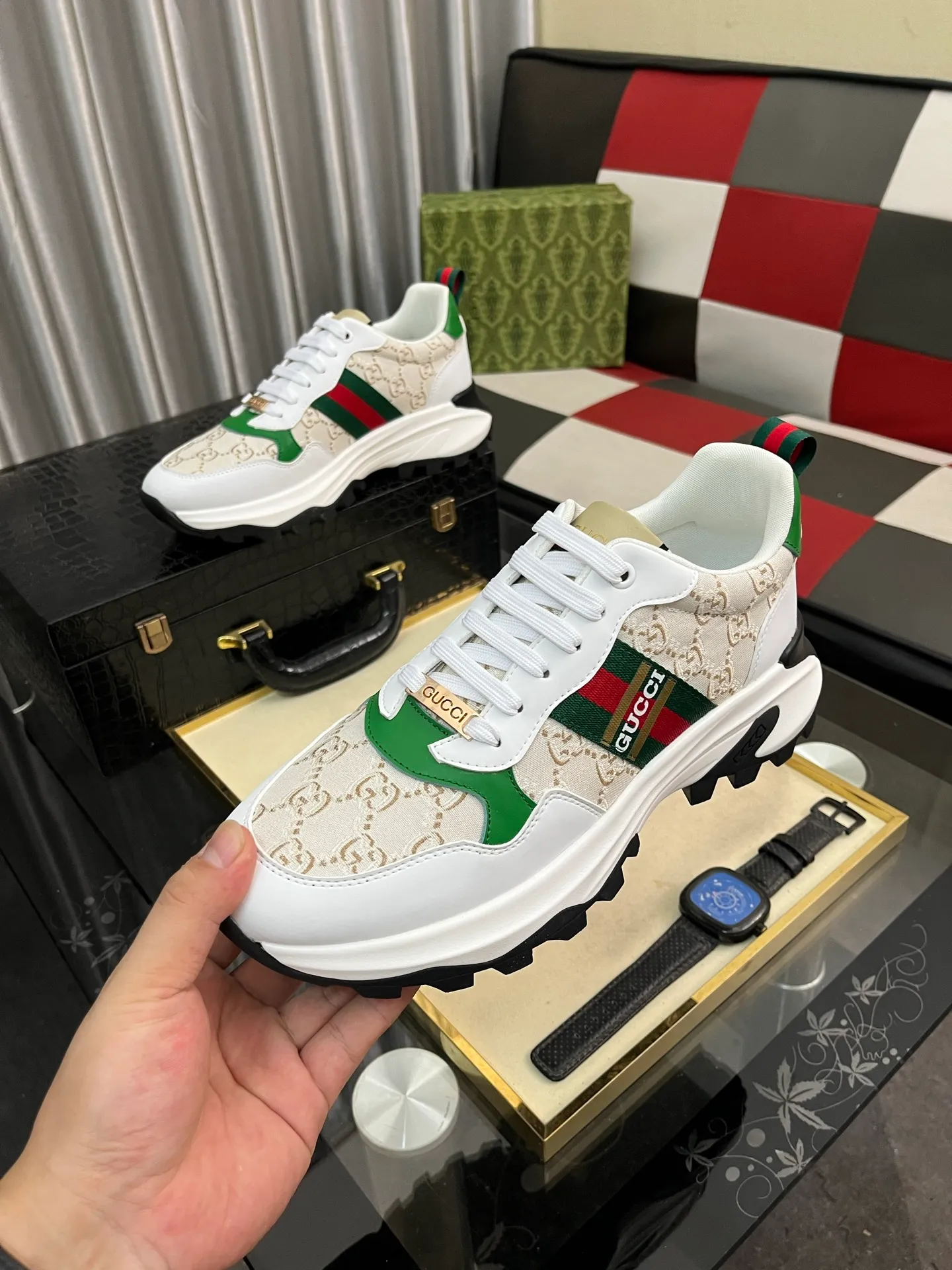 Men's shoes 💰458⌚️⌚️ Gucci •Gucci original quality. ~ Unique modern style sneakers. 🏃A must-have casual shoe for trendy men😍😍 Original brand imported from Italy, imported original leather, sheep lining (refuses to discolor and grind feet) Sole: Original sole provided by the original factory, French lazy style design ⚠️Fit to the feet, original quality attached, super comfortable original sole, code number: 38-444️⃣Colors available